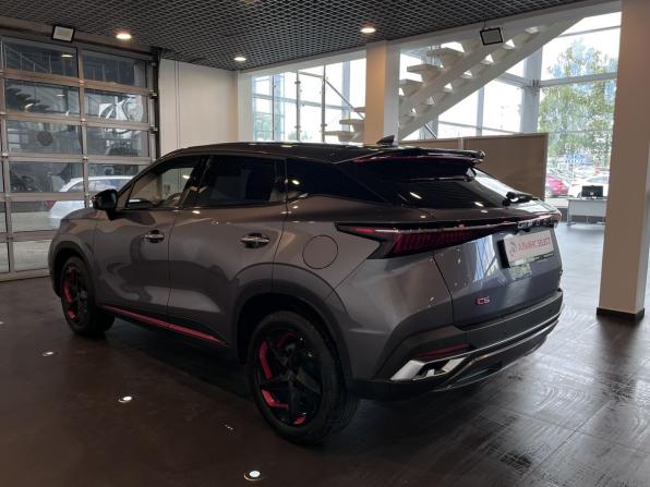Omoda C5 I с пробегом 2024 года, цена 2 000 000 рублей, 43758 км, внедорожник, Автокод Объявления