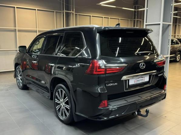 Lexus LX III Рестайлинг 2 с пробегом 2018 года, цена 10 697 000 рублей, 83204 км, внедорожник, Автокод Объявления