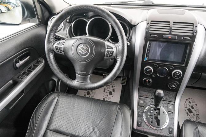 Suzuki Grand Vitara II Рестайлинг с пробегом 2011 года, цена 1 279 000 рублей, 225000 км, внедорожник, Автокод Объявления