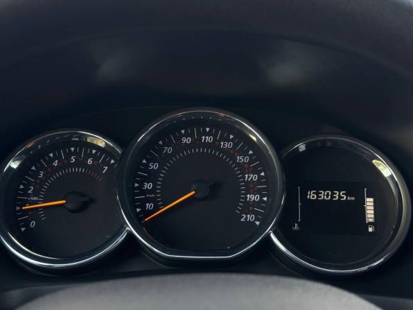 Renault Sandero II Рестайлинг с пробегом 2020 года, цена 879 000 рублей, 163035 км, хэтчбек, Автокод Объявления