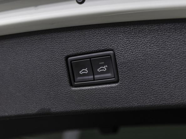 Volkswagen Tiguan II с пробегом 2017 года, цена 2 199 000 рублей, 102000 км, внедорожник, Автокод Объявления