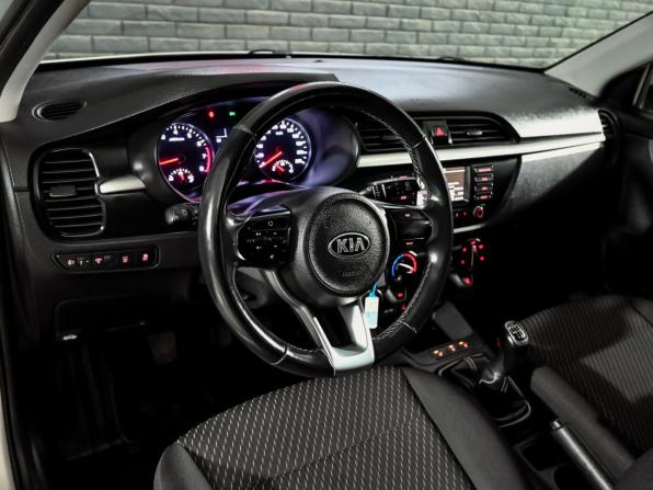 Kia Rio IV с пробегом 2019 года, цена 1 550 000 рублей, 110427 км, хэтчбек, Автокод Объявления