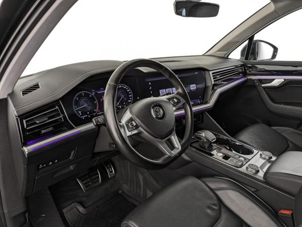 Volkswagen Touareg III с пробегом 2018 года, цена 5 650 000 рублей, 106505 км, внедорожник, Автокод Объявления
