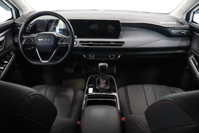 BAIC U5 Plus с пробегом 2023 года, цена 1 260 000 рублей, 31263 км, седан, Автокод Объявления