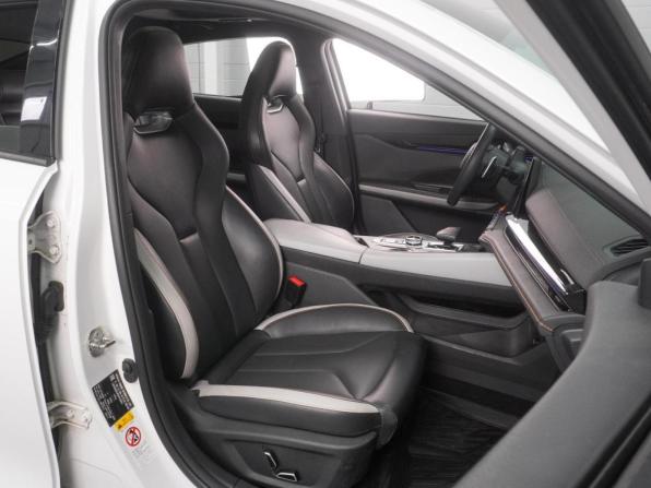 Changan UNI-V I с пробегом 2023 года, цена 2 179 000 рублей, 55321 км, лифтбек, Автокод Объявления