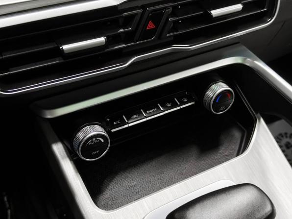 Geely Coolray I с пробегом 2023 года, цена 1 590 000 рублей, 54576 км, внедорожник, Автокод Объявления