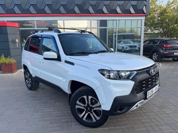 Lada (ВАЗ) Niva Travel I с пробегом 2024 года, цена 1 149 900 рублей, 13724 км, внедорожник, Автокод Объявления