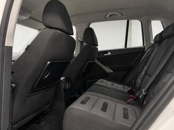 Volkswagen Tiguan I с пробегом 2009 года, цена 999 500 рублей, 204545 км, внедорожник, Автокод Объявления