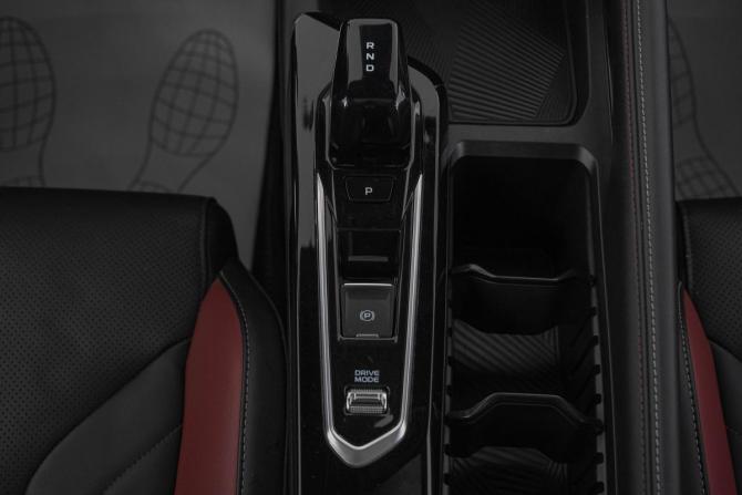 Geely Coolray I Рестайлинг с пробегом 2024 года, цена 2 159 000 рублей, 17732 км, внедорожник, Автокод Объявления