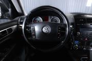 Volkswagen Touareg I Рестайлинг Тюмень  - изображение 40
