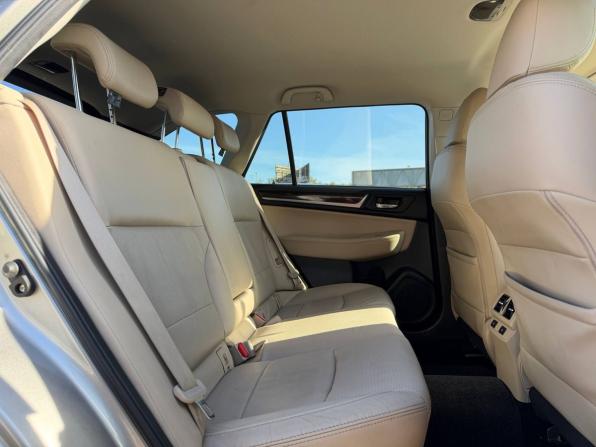 Subaru Outback V с пробегом 2016 года, цена 1 690 000 рублей, 241000 км, универсал, Автокод Объявления