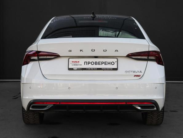 Skoda Octavia IV (A8) с пробегом 2023 года, цена 2 590 000 рублей, 46650 км, лифтбек, Автокод Объявления
