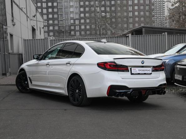 BMW 5 серии VII (G30/G31/G38) с пробегом 2017 года, цена 3 699 000 рублей, 189000 км, седан, Автокод Объявления