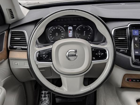 Volvo XC90 II с пробегом 2018 года, цена 3 245 000 рублей, 200505 км, внедорожник, Автокод Объявления