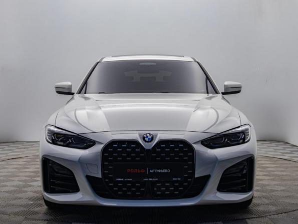 BMW 4 серии G22 G23 G26 с пробегом 2023 года, цена 6 090 000 рублей, 14449 км, лифтбек, Автокод Объявления