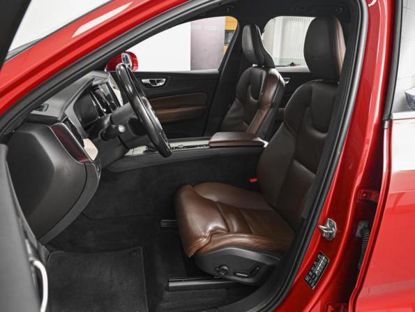 Volvo XC60 II с пробегом 2018 года, цена 3 224 000 рублей, 195301 км, внедорожник, Автокод Объявления