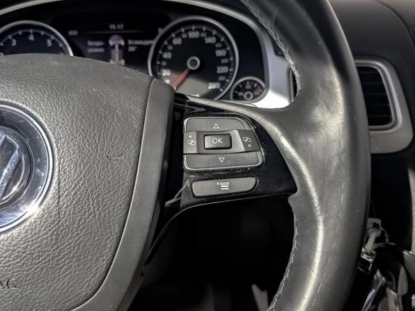 Volkswagen Touareg II Рестайлинг с пробегом 2016 года, цена 3 100 000 рублей, 94340 км, внедорожник, Автокод Объявления