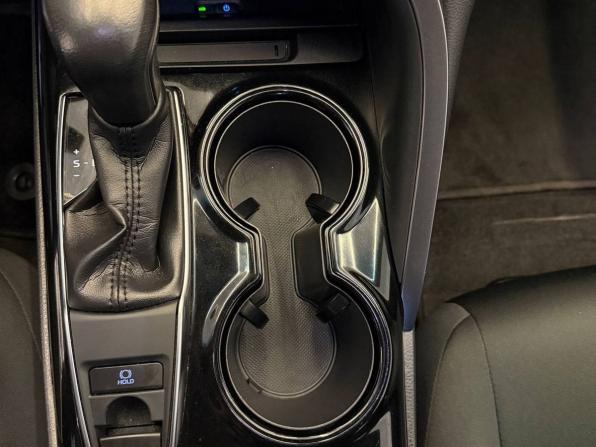 Toyota Camry VIII (XV70) с пробегом 2020 года, цена 2 750 000 рублей, 130615 км, седан, Автокод Объявления