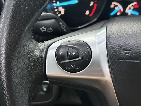Ford Kuga II с пробегом 2013 года, цена 1 365 000 рублей, 97047 км, внедорожник, Автокод Объявления