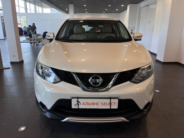 Nissan Qashqai II с пробегом 2016 года, цена 2 045 000 рублей, 27673 км, внедорожник, Автокод Объявления