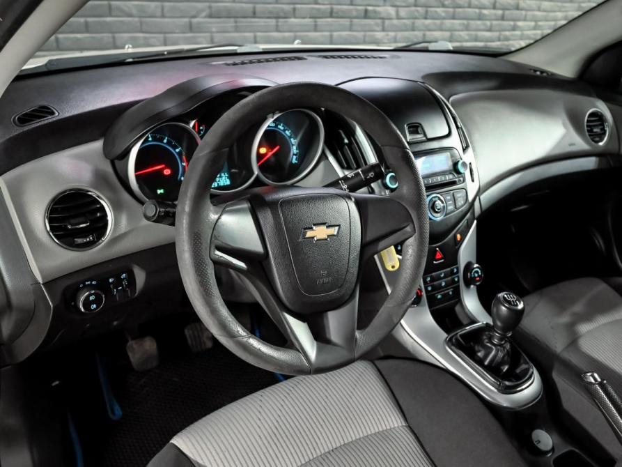 Chevrolet Cruze I Рестайлинг Екатеринбург  - изображение 12