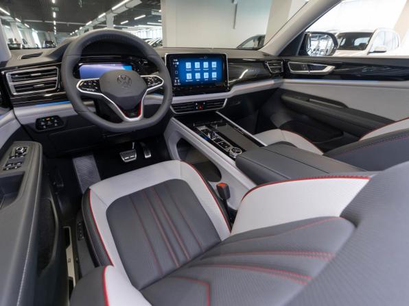 Volkswagen Teramont I Рестайлинг (China Market) с пробегом 2026 года, цена 5 650 000 рублей, 10 км, внедорожник, Автокод Объявления