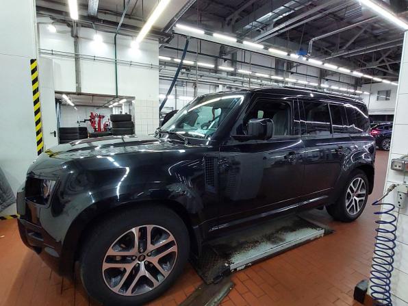 Land Rover Defender II с пробегом 2021 года, цена 5 300 000 рублей, 150867 км, внедорожник, Автокод Объявления