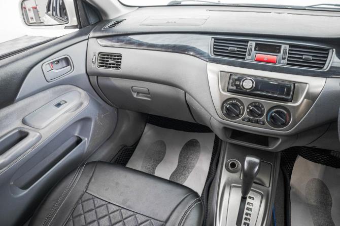 Mitsubishi Lancer IX с пробегом 2004 года, цена 349 000 рублей, 273000 км, седан, Автокод Объявления