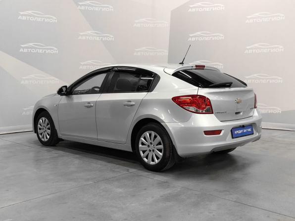Chevrolet Cruze I с пробегом 2012 года, цена 670 000 рублей, 255347 км, хэтчбек, Автокод Объявления