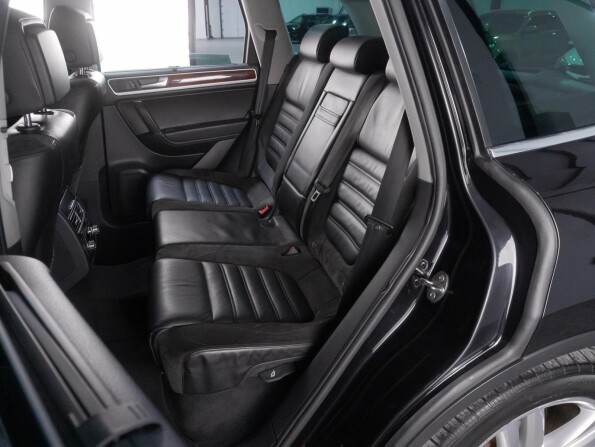 Volkswagen Touareg II с пробегом 2011 года, цена 2 319 000 рублей, 225731 км, внедорожник, Автокод Объявления