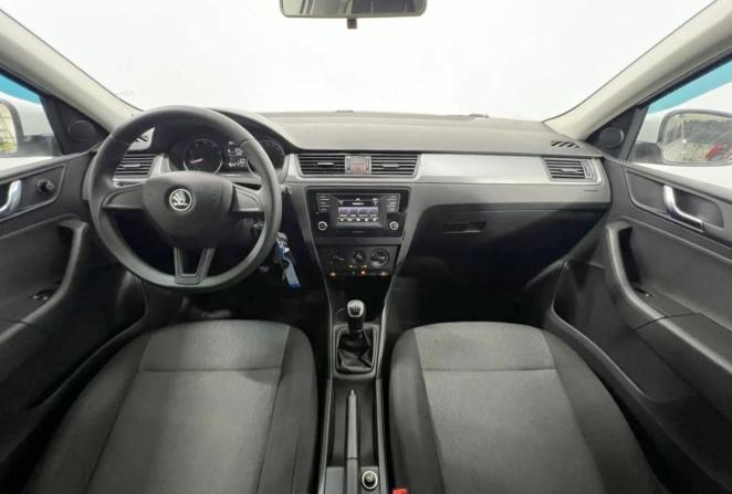 Skoda Rapid I с пробегом 2016 года, цена 1 175 000 рублей, 71856 км, лифтбек, Автокод Объявления