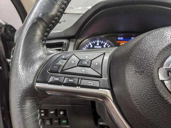 Nissan Rogue II Рестайлинг с пробегом 2018 года, цена 1 525 000 рублей, 197000 км, внедорожник, Автокод Объявления