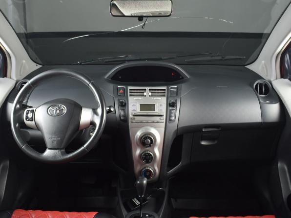 Toyota Yaris II с пробегом 2008 года, цена 564 995 рублей, 433204 км, хэтчбек, Автокод Объявления