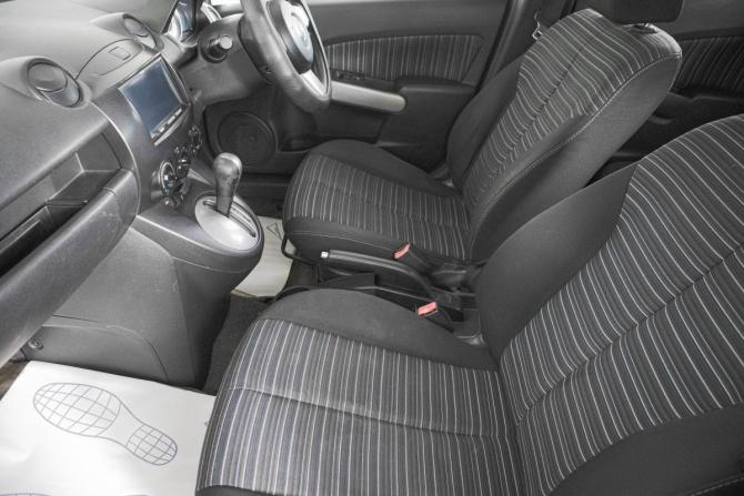Mazda Demio III (DE) с пробегом 2009 года, цена 649 000 рублей, 113000 км, хэтчбек, Автокод Объявления