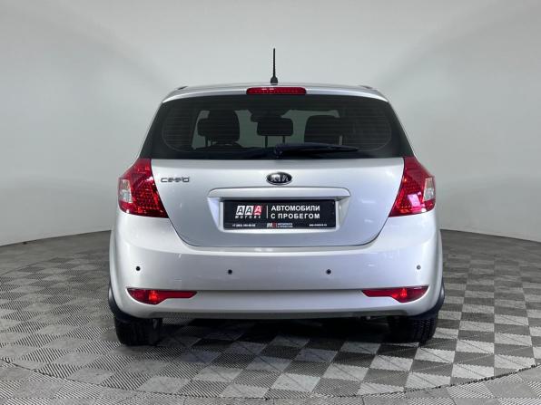 Kia Ceed I Рестайлинг с пробегом 2011 года, цена 760 000 рублей, 156408 км, хэтчбек, Автокод Объявления