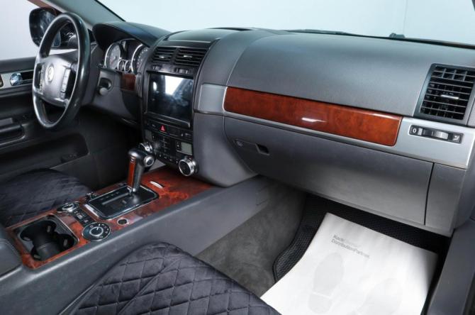Volkswagen Touareg I Рестайлинг с пробегом 2007 года, цена 1 599 000 рублей, 309000 км, внедорожник, Автокод Объявления