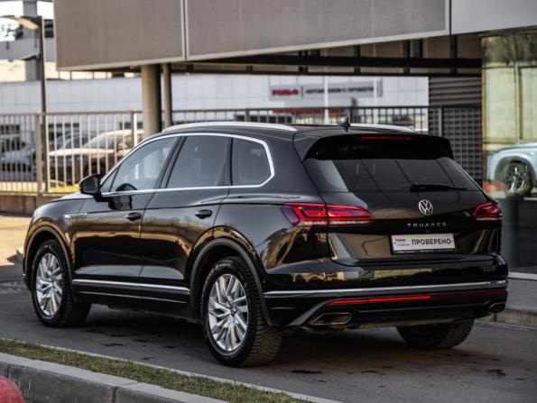 Volkswagen Touareg III с пробегом 2021 года, цена 4 749 000 рублей, 146658 км, внедорожник, Автокод Объявления