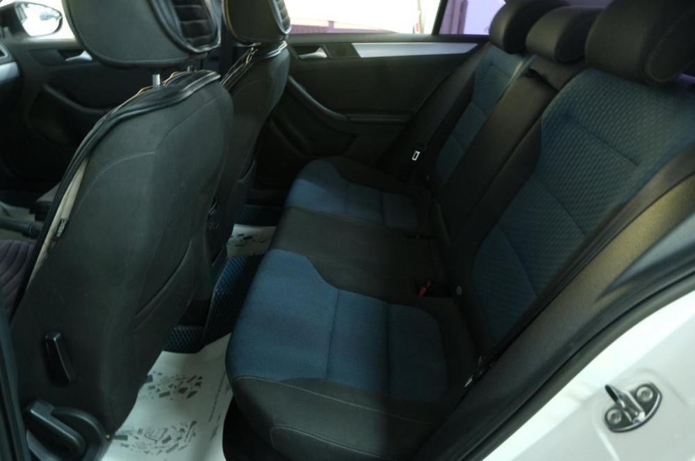 Volkswagen Jetta VI Омск  - изображение 20