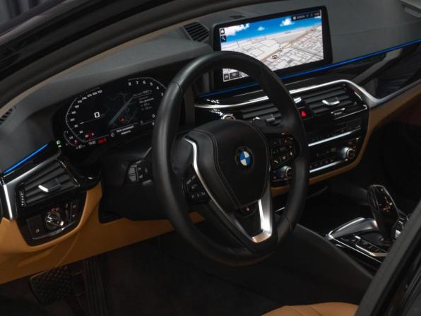 BMW 5 серии VII (G30/G31/G38) Рестайлинг с пробегом 2021 года, цена 4 510 000 рублей, 107817 км, седан, Автокод Объявления