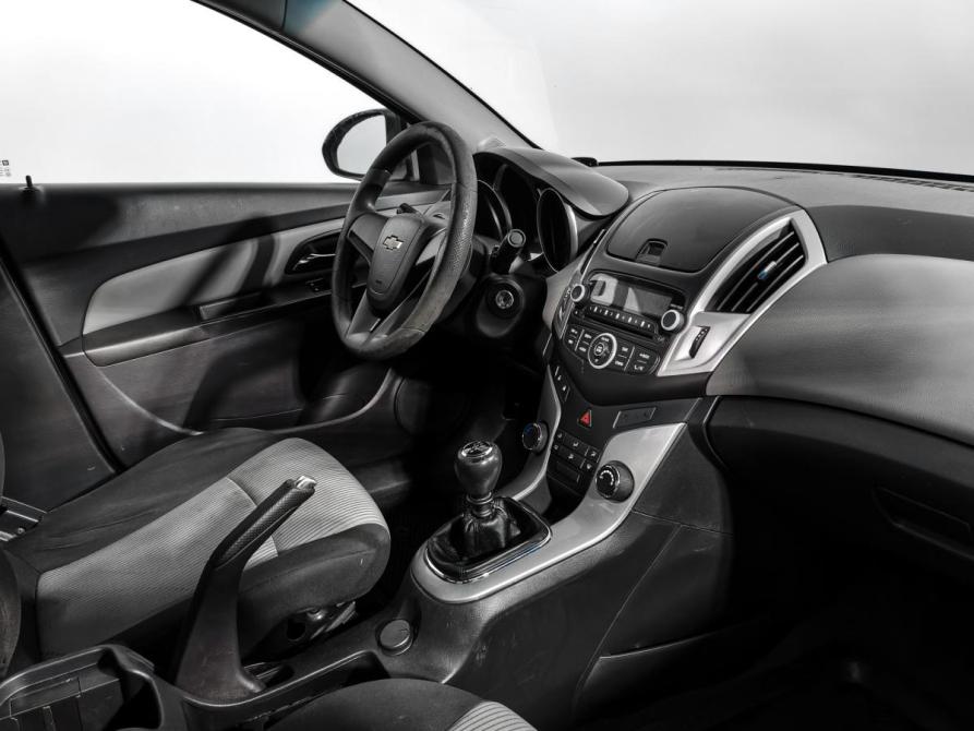 Chevrolet Cruze I Рестайлинг Санкт-Петербург  - изображение 13