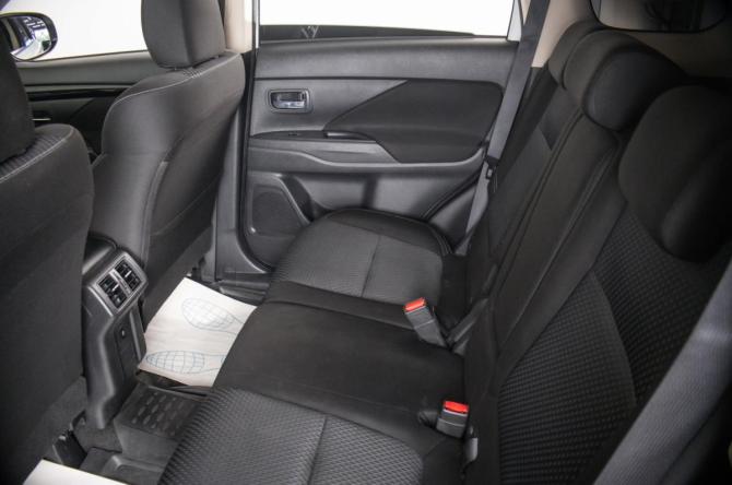Mitsubishi Outlander III Рестайлинг 3 с пробегом 2019 года, цена 2 049 000 рублей, 161000 км, внедорожник, Автокод Объявления
