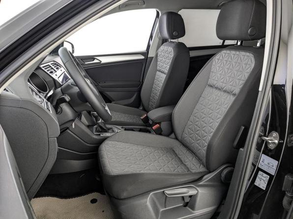 Volkswagen Tiguan II Рестайлинг с пробегом 2021 года, цена 3 260 000 рублей, 50963 км, внедорожник, Автокод Объявления