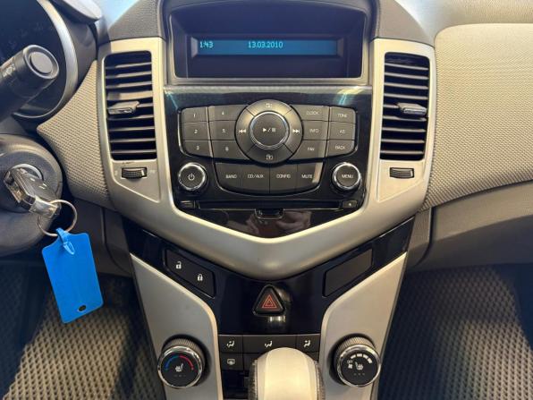 Chevrolet Cruze I с пробегом 2010 года, цена 770 000 рублей, 229000 км, седан, Автокод Объявления