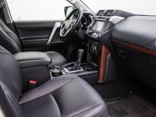 Toyota Land Cruiser Prado 150 Series Рестайлинг 1 с пробегом 2016 года, цена 4 780 000 рублей, 42848 км, внедорожник, Автокод Объявления
