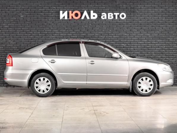 Skoda Octavia II (A5) Рестайлинг с пробегом 2011 года, цена 810 000 рублей, 196776 км, лифтбек, Автокод Объявления