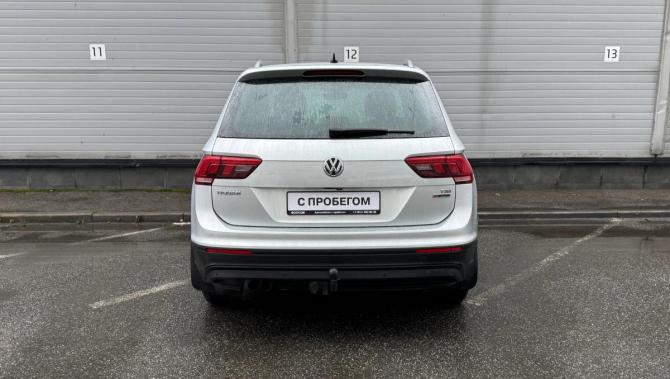Volkswagen Tiguan II с пробегом 2018 года, цена 1 779 000 рублей, 175931 км, внедорожник, Автокод Объявления