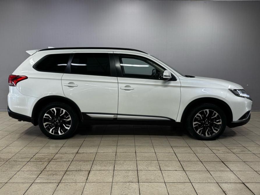 Mitsubishi Outlander III Рестайлинг 3 Уфа  - изображение 4