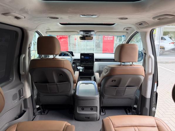 Hyundai Staria I с пробегом 2023 года, цена 4 550 000 рублей, 261605 км, минивэн, Автокод Объявления