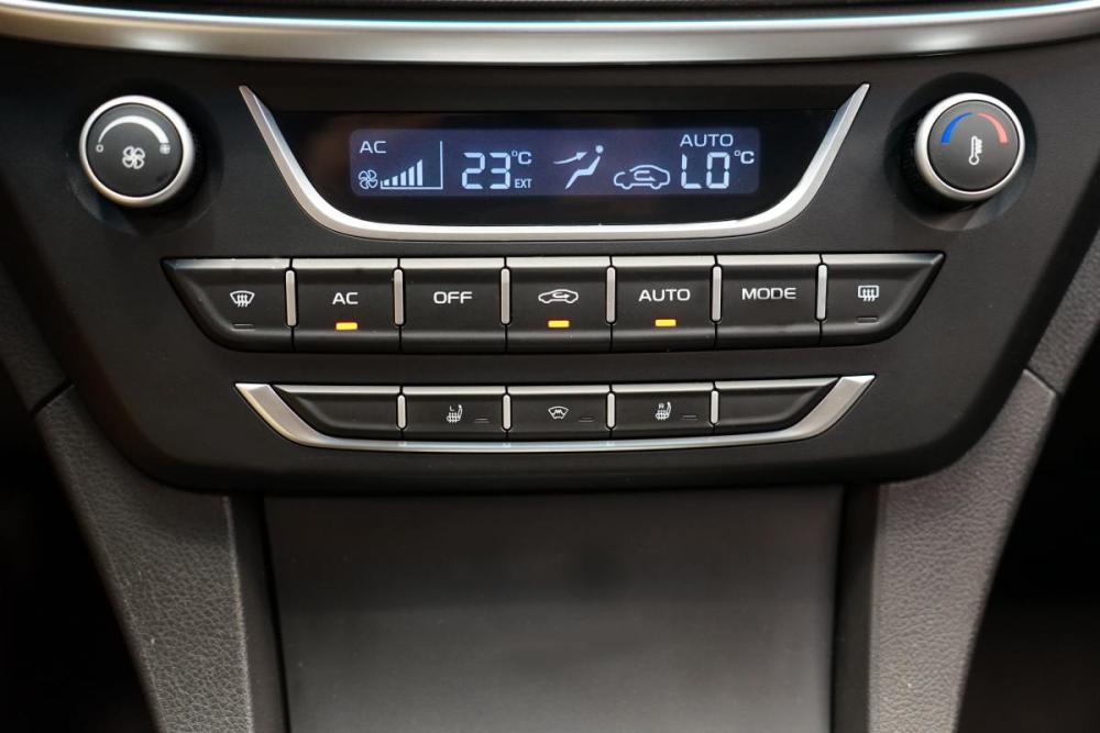 Geely Emgrand 7 I Рестайлинг Крым  - изображение 16