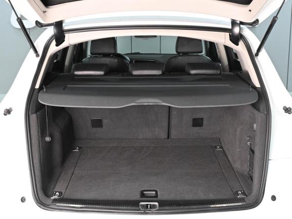 Audi Q5 I (8R) с пробегом 2011 года, цена 1 819 000 рублей, 184117 км, внедорожник, Автокод Объявления
